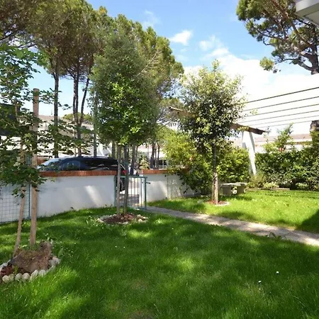 Villa Cozy With Garden